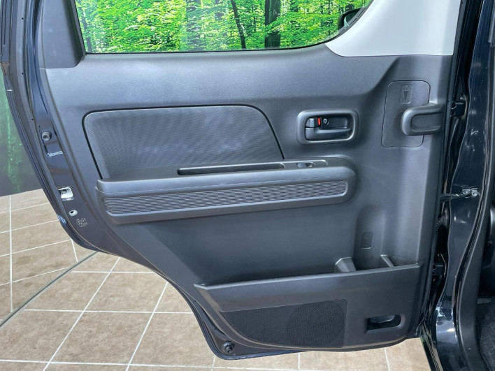 2021 Suzuki Wagon R 5AA-MH95S (UW-6a0e763479432)[17]