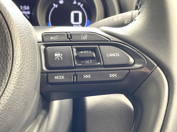 2020 Toyota Yaris Cross 5BA-MXPB10 (UW-6a0e764d8f4b6)[25]