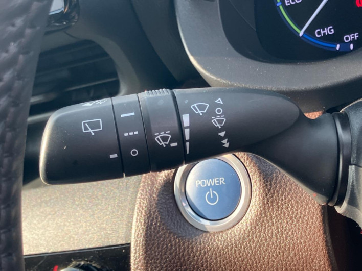 2020 Toyota Yaris Cross 6AA-MXPJ10 (UW-6a0e764f2a81d)[19]