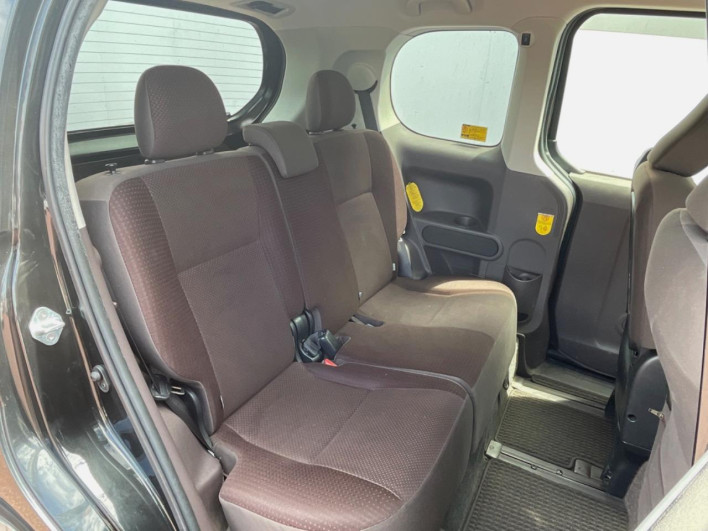 2013 Toyota Porte DBA-NCP141 (UW-6a0e765ea34ff)[19]