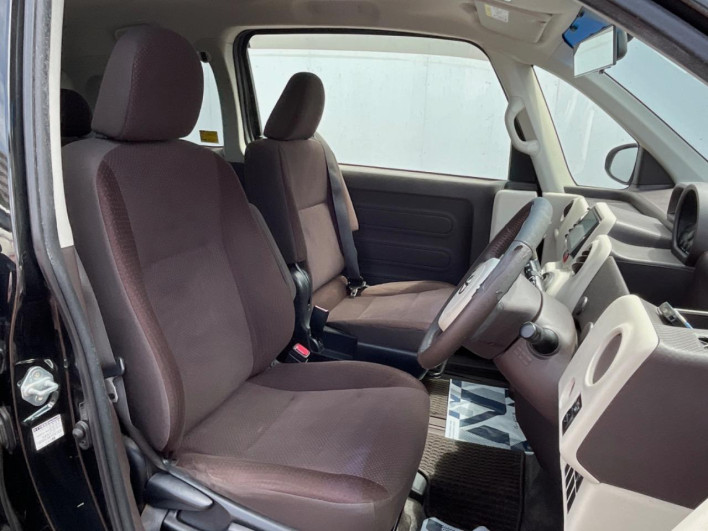2013 Toyota Porte DBA-NCP141 (UW-6a0e765ea34ff)[18]