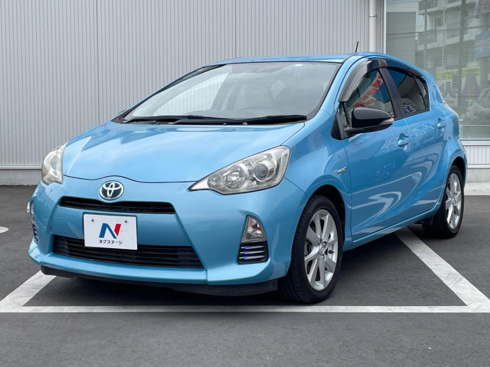 2012 Toyota Aqua DAA-NHP10 (UW-6a0e766019b68)[11]