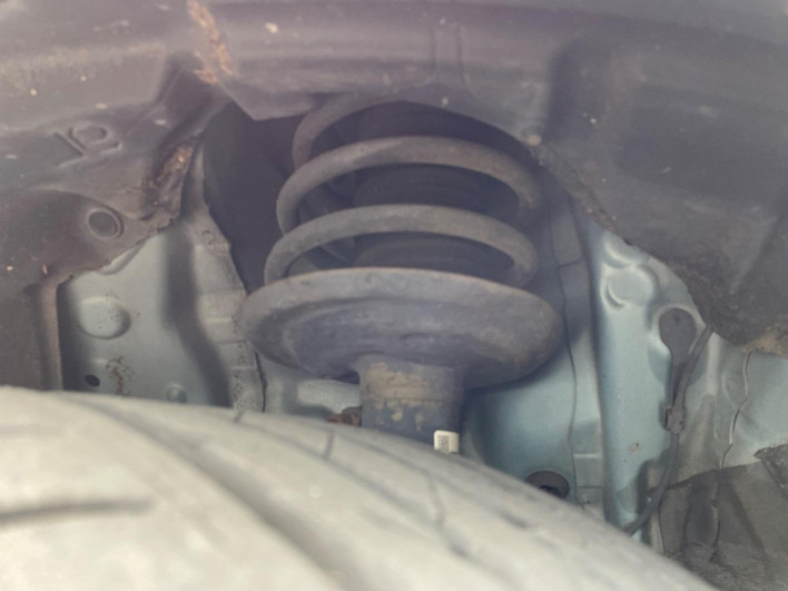 2012 Toyota Aqua DAA-NHP10 (UW-6a0e766019b68)[6]