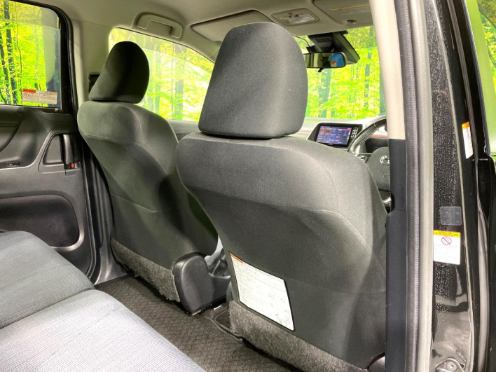 2017 Toyota Sienta DAA-NHP170G (UW-6a0e7664b1796)[18]