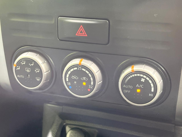 2010 Nissan X-Trail DBA-NT31 (UW-6a0e7667519c7)[22]