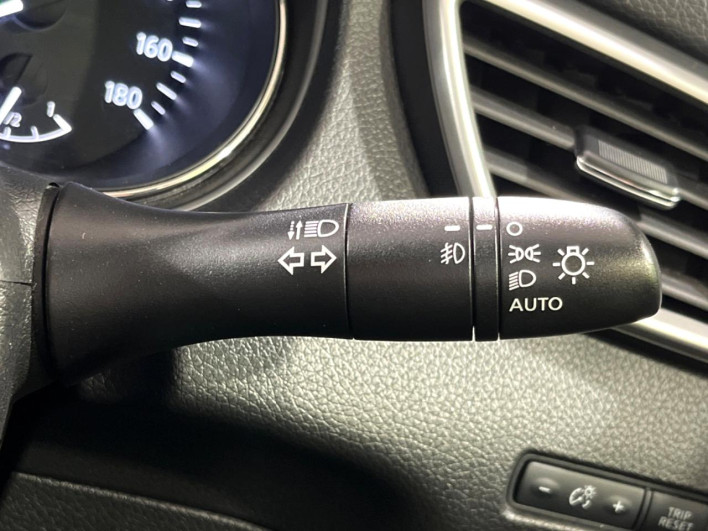 2014 Nissan X-Trail DBA-NT32 (UW-6a0e7667ca7d2)[26]