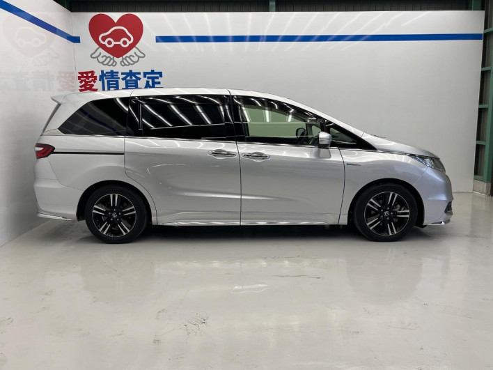 2016 Honda Odyssey Hybrid DAA-RC4 (UW-6a0e766c7097a)[16]