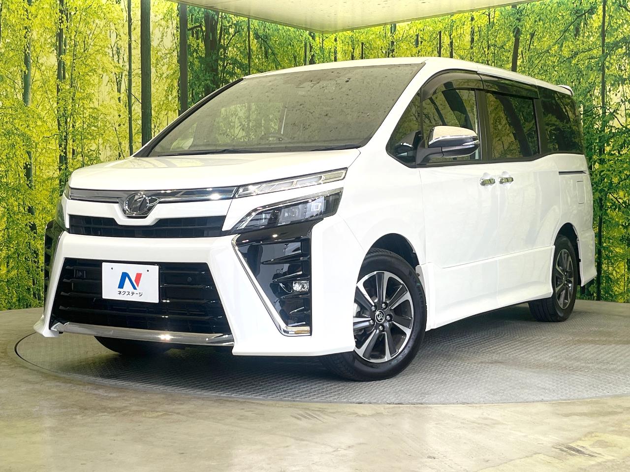 2020 Toyota Voxy DBA-ZRR80W