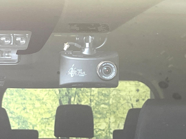 2020 Toyota Voxy DBA-ZRR80W (UW-6a0e768748a3b)[5]