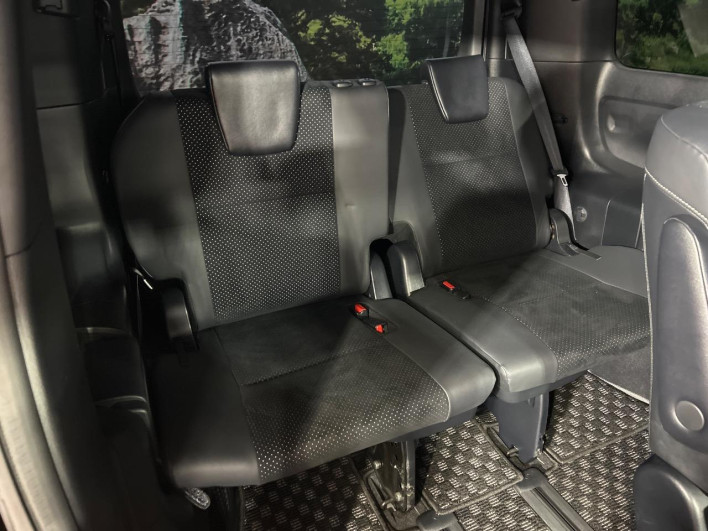 2020 Toyota Voxy 3BA-ZRR80W (UW-6a0e768792e47)[24]
