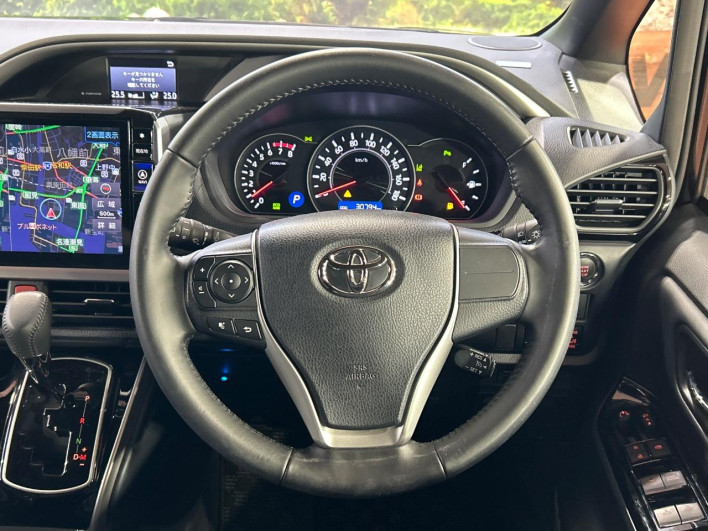 2020 Toyota Voxy 3BA-ZRR80W (UW-6a0e768792e47)[27]