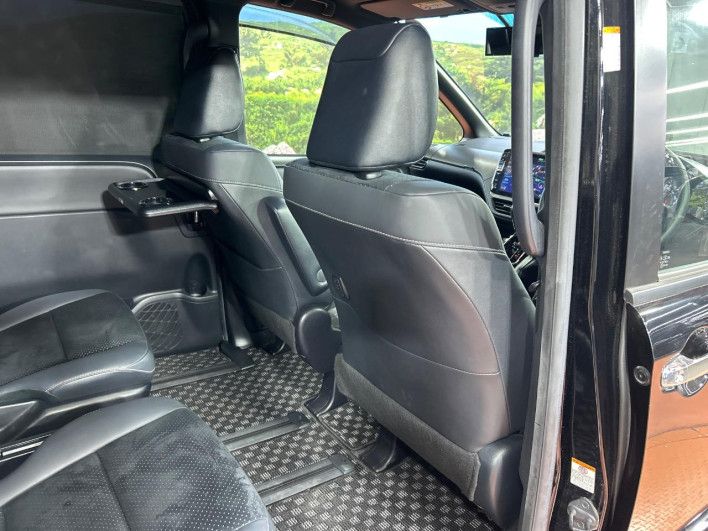 2020 Toyota Voxy 3BA-ZRR80W (UW-6a0e768792e47)[25]