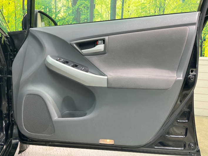 2011 Toyota Prius DAA-ZVW30 (UW-6a0e768b9a2ec)[22]