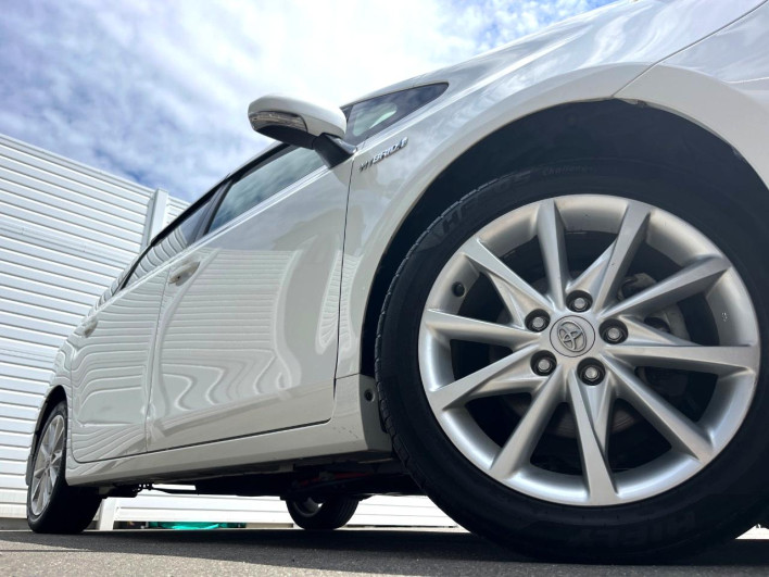 2013 Toyota Prius α DAA-ZVW41W (UW-6a0e768de633e)[13]