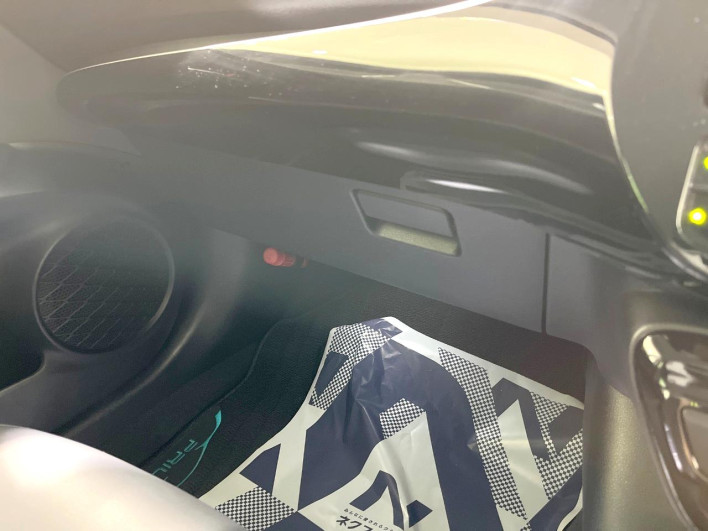 2021 Toyota Prius 6AA-ZVW51 (UW-6a0e76915edf2)[17]
