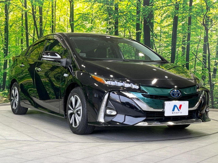 2017 Toyota Prius PHV DLA-ZVW52 (UW-6a0e7692857a3)[5]