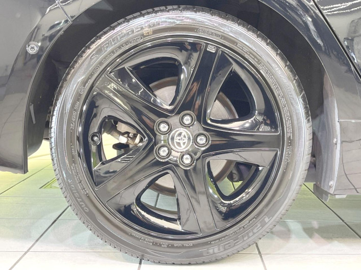 2019 Toyota Prius PHV DLA-ZVW52 (UW-6a0e7692c054b)[20]