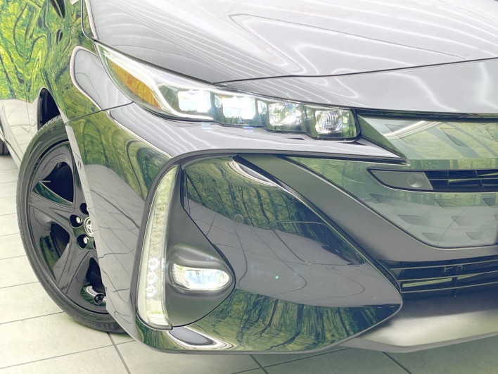 2019 Toyota Prius PHV DLA-ZVW52 (UW-6a0e7692c054b)[14]