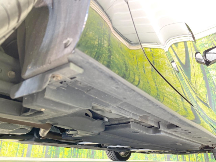 2019 Toyota Prius PHV DLA-ZVW52 (UW-6a0e7692c054b)[24]