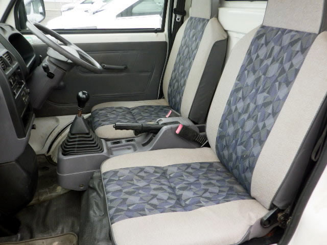 1996 Mitsubishi Minicab Truck U42T (UW-6a195292562d1)[5]