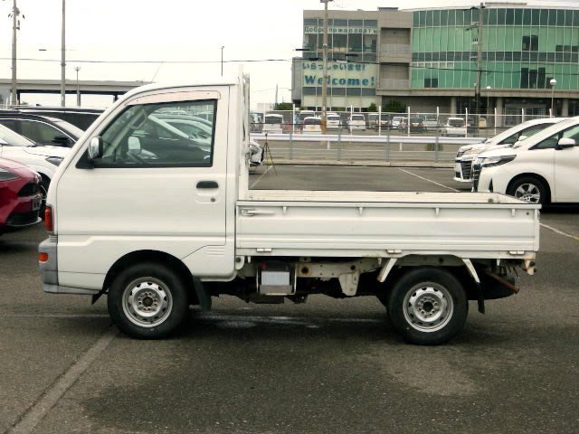 1996 Mitsubishi Minicab Truck U42T (UW-6a195292562d1)[3]