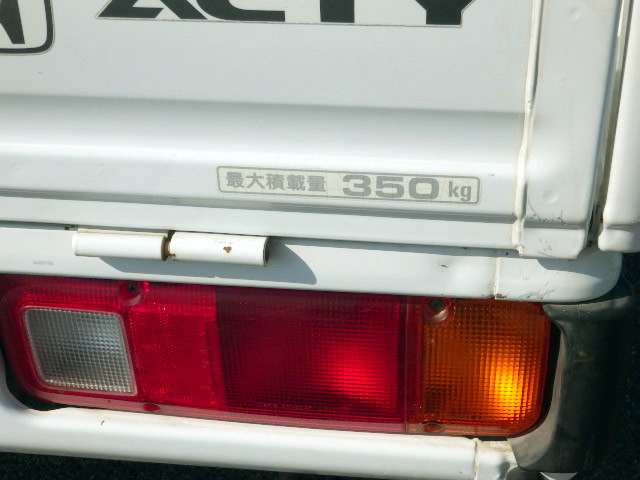 1999 Honda Acty Truck HA6 (UW-6a1959ad6e90e)[29]