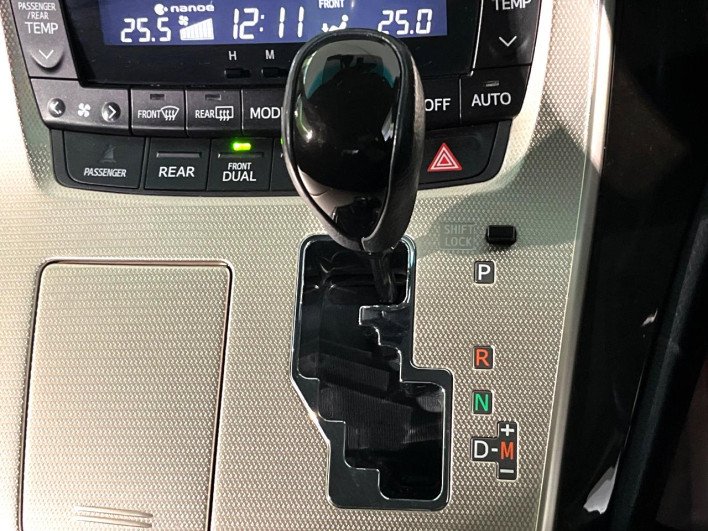 2013 Toyota Vellfire DBA-ANH25W (UW-6a0fc80e6c313)[20]