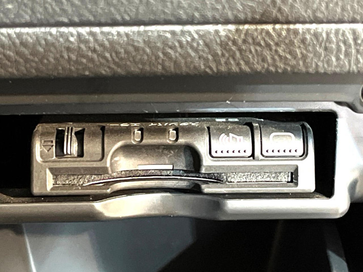2013 Toyota Vellfire DBA-ANH25W (UW-6a0fc80e6c313)[17]