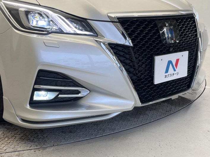 2017 Toyota Crown Hybrid DAA-AWS210 (UW-6a0fc811b24f8)[14]