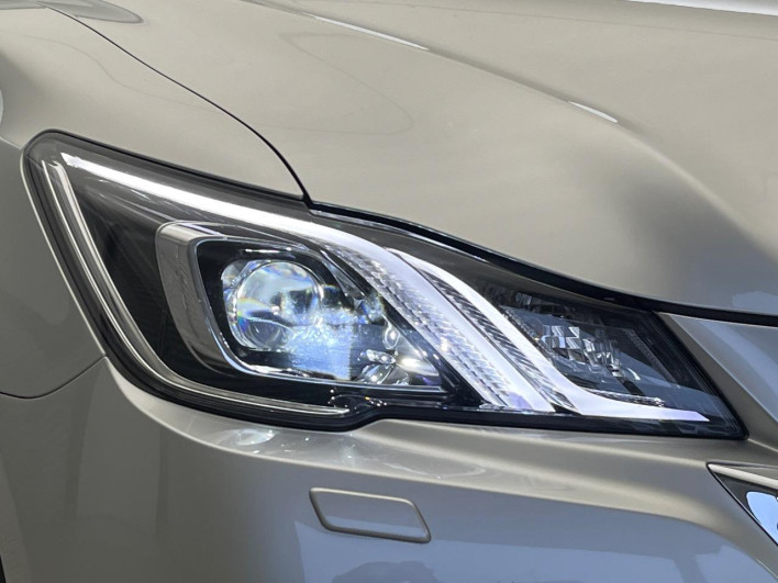 2017 Toyota Crown Hybrid DAA-AWS210 (UW-6a0fc811b24f8)[12]