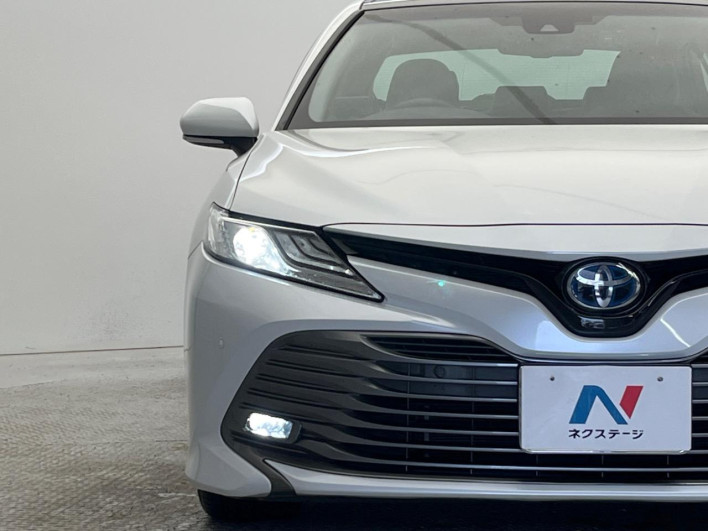 2017 Toyota Camry DAA-AXVH70 (UW-6a0fc81c4af9a)[9]