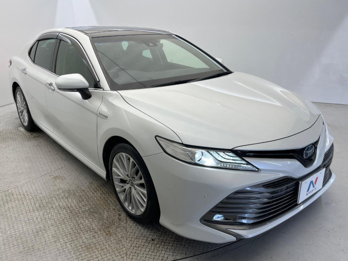2017 Toyota Camry DAA-AXVH70 (UW-6a0fc81c4af9a)[11]