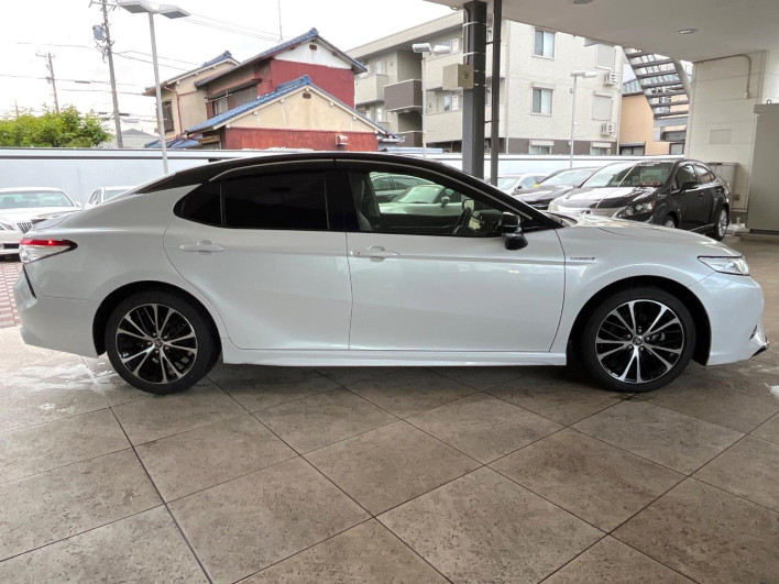 2020 Toyota Camry DAA-AXVH70 (UW-6a0fc81cd372a)[19]
