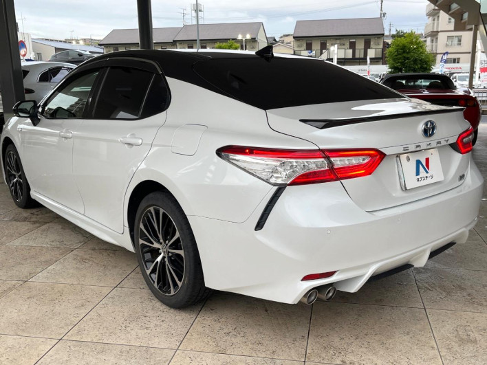 2020 Toyota Camry DAA-AXVH70 (UW-6a0fc81cd372a)[22]