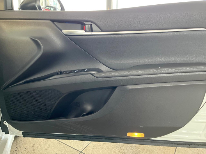 2020 Toyota Camry DAA-AXVH70 (UW-6a0fc81cd372a)[26]