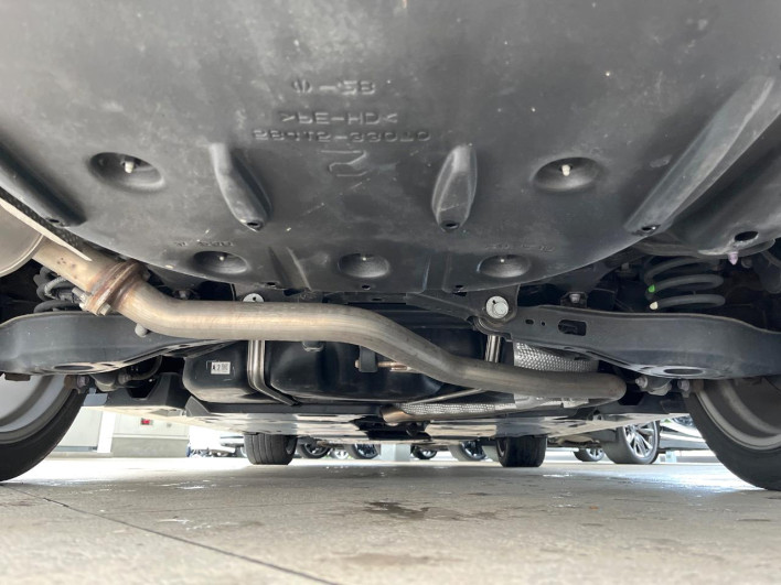 2020 Toyota Camry DAA-AXVH70 (UW-6a0fc81cd372a)[9]