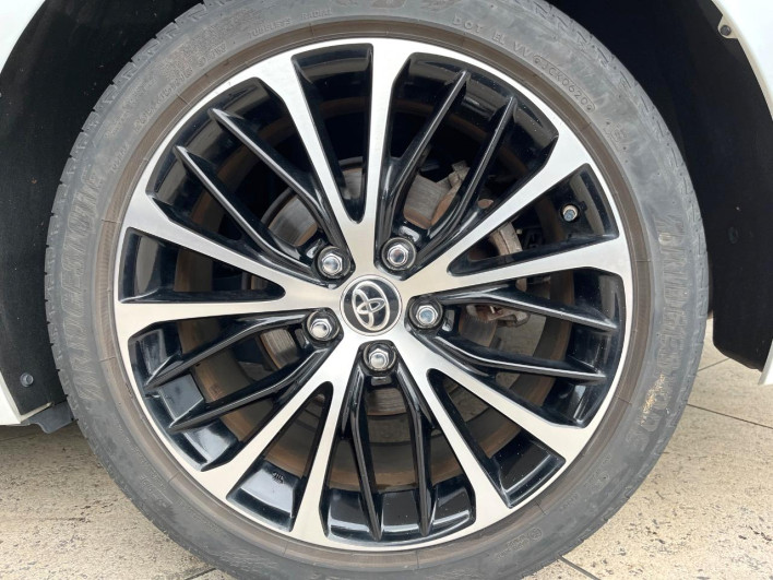 2020 Toyota Camry DAA-AXVH70 (UW-6a0fc81cd372a)[8]