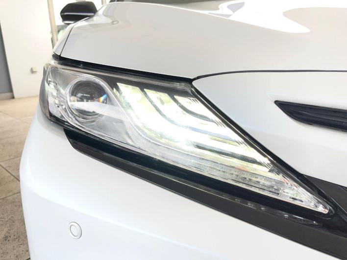 2020 Toyota Camry DAA-AXVH70 (UW-6a0fc81cd372a)[16]