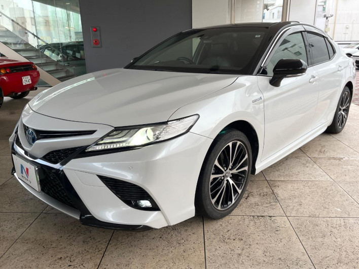 2020 Toyota Camry DAA-AXVH70 (UW-6a0fc81cd372a)[24]