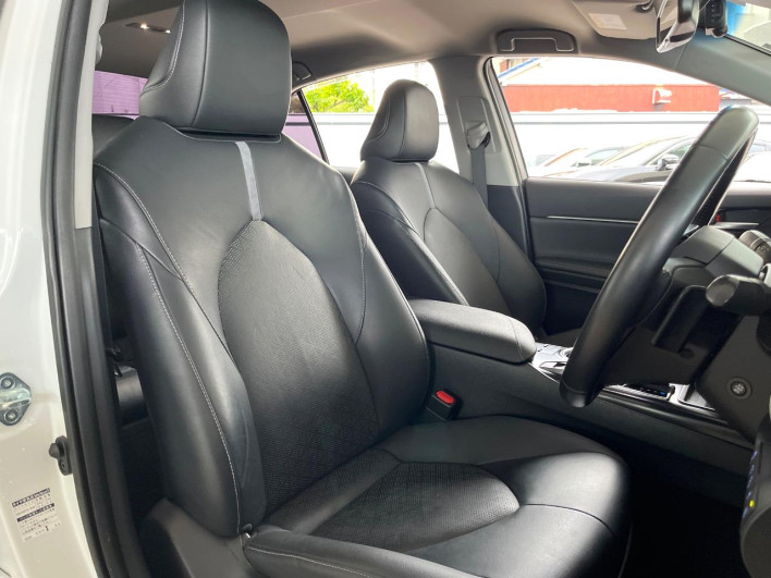 2020 Toyota Camry DAA-AXVH70 (UW-6a0fc81cd372a)[25]
