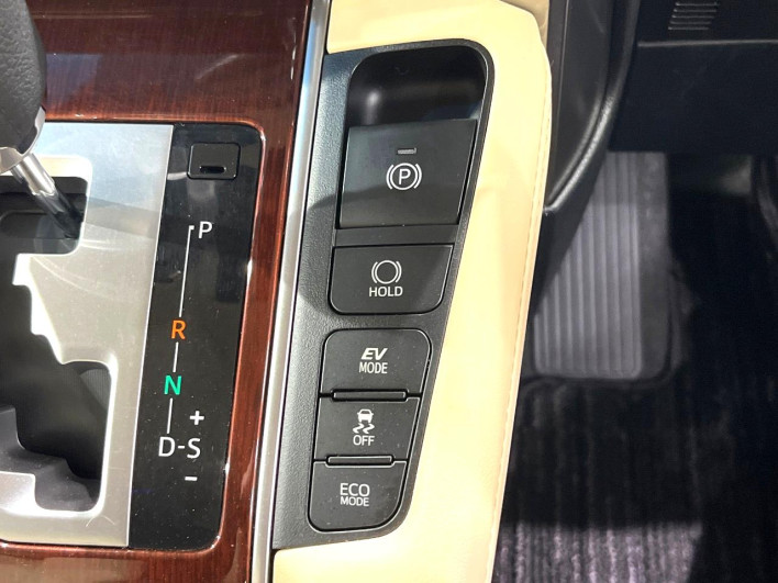 2015 Toyota Alphard Hybrid DAA-AYH30W (UW-6a0fc81e7d7d0)[19]