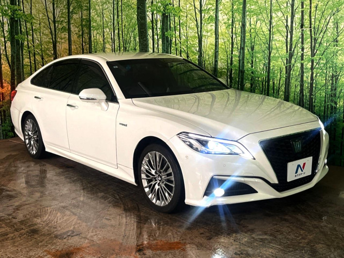 2019 Toyota Crown Hybrid 6AA-AZSH20 (UW-6a0fc82238e73)[15]