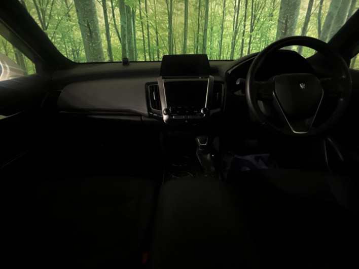 2019 Toyota Crown Hybrid 6AA-AZSH20 (UW-6a0fc82238e73)[27]
