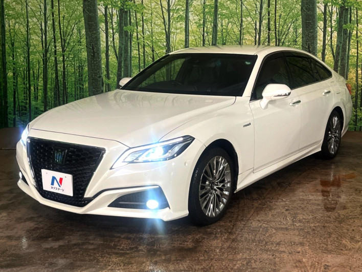 2019 Toyota Crown Hybrid 6AA-AZSH20 (UW-6a0fc82238e73)[8]