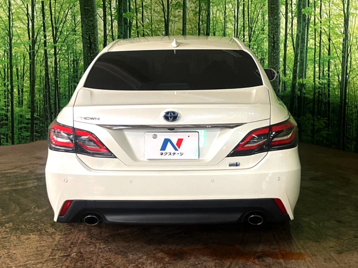2019 Toyota Crown Hybrid 6AA-AZSH20 (UW-6a0fc82238e73)[24]