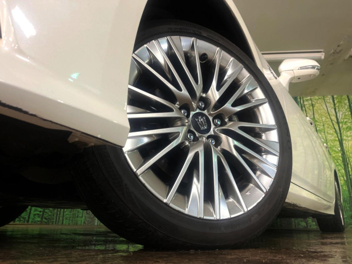 2019 Toyota Crown Hybrid 6AA-AZSH20 (UW-6a0fc82238e73)[4]