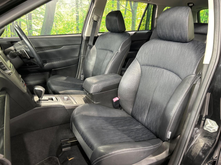 2011 Subaru Legacy Outback DBA-BR9 (UW-6a0fc83f2b8e5)[14]