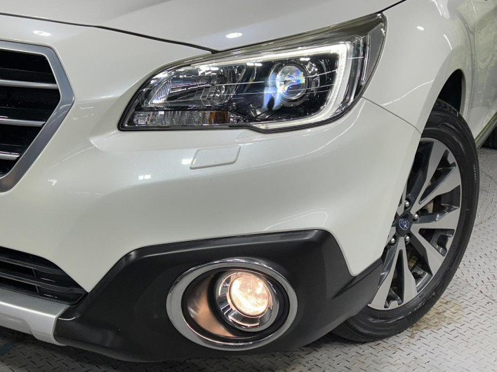2015 Subaru Legacy Outback DBA-BS9 (UW-6a0fc83f6dd5f)[13]