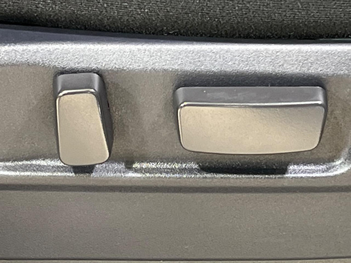 2013 Mitsubishi Delica D:5 LDA-CV1W (UW-6a0fc842bcd65)[26]