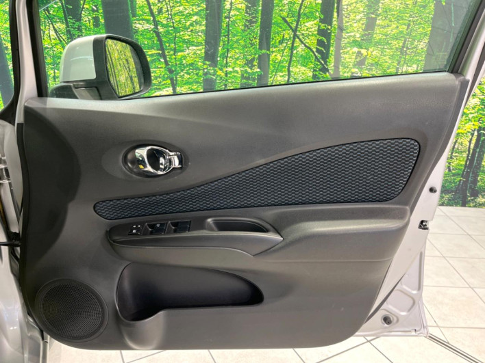 2013 Nissan Note DBA-E12 (UW-6a0fc8509e575)[21]